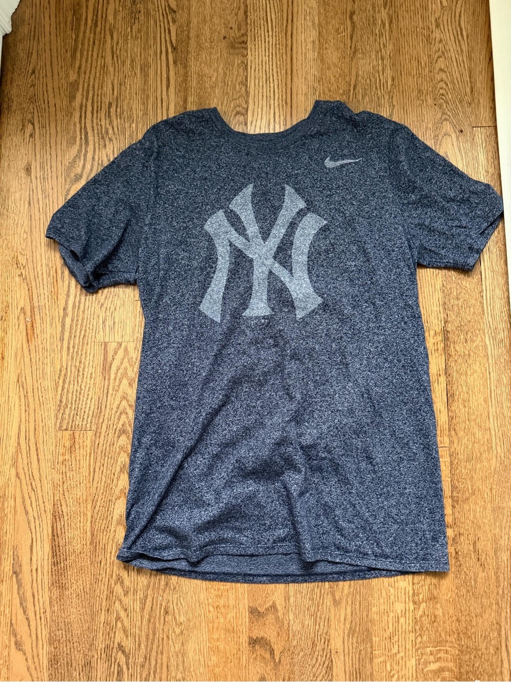 Yankees Nike Tee